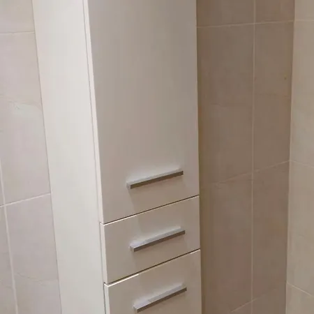 Meuble-juan Pins-logt3 Daire *