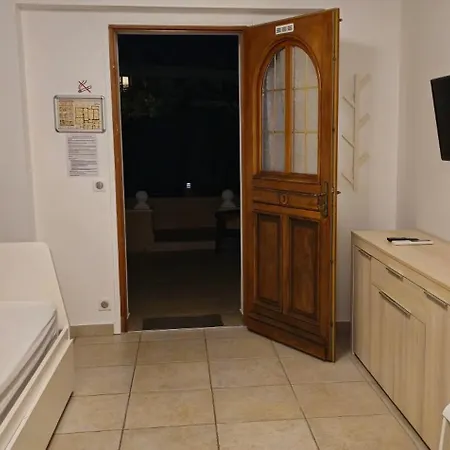 Meuble-juan Pins-logt3 Apartment